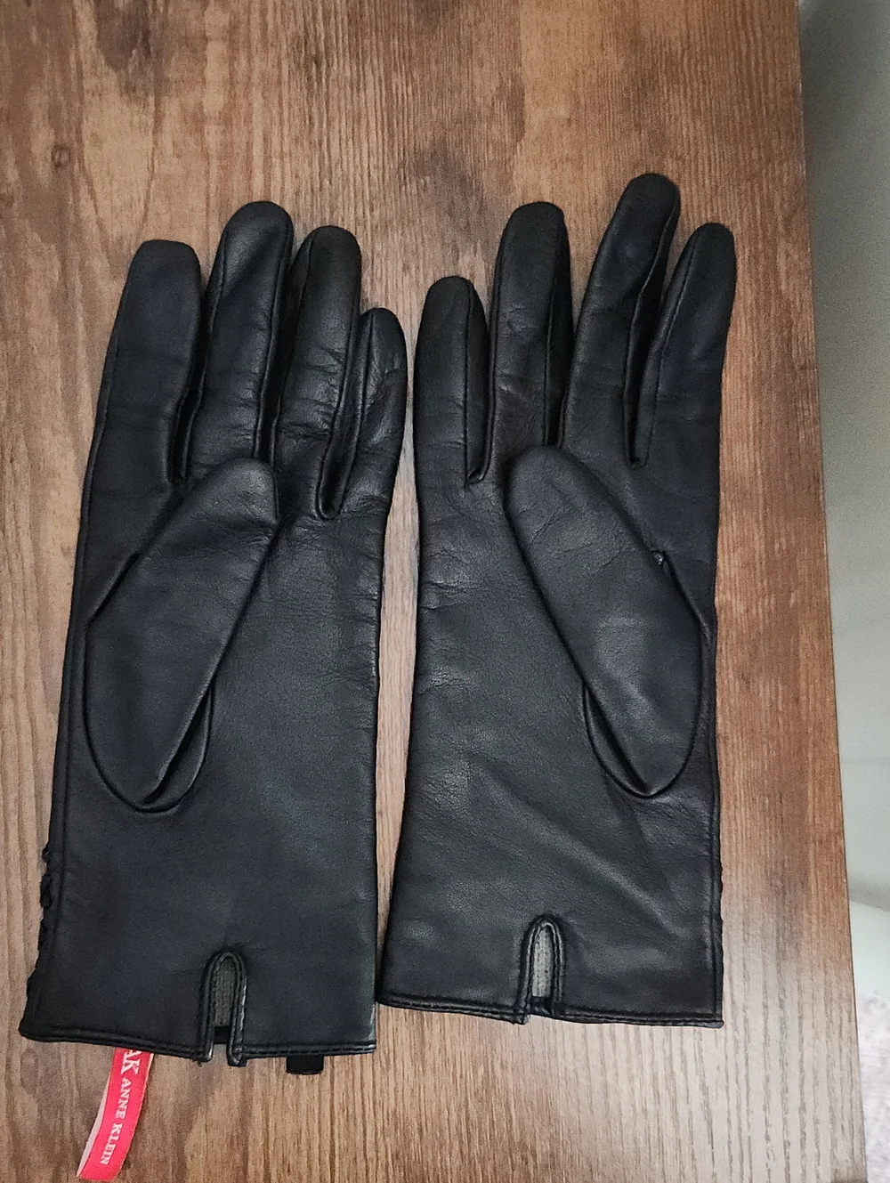Ann Klein Classic Black Leather Gloves with Braided Cuff Detail